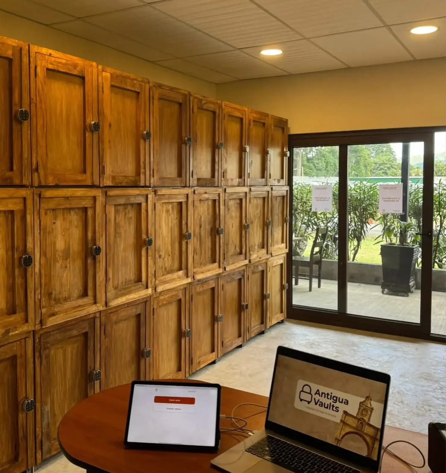 Secure luggage lockers Antigua